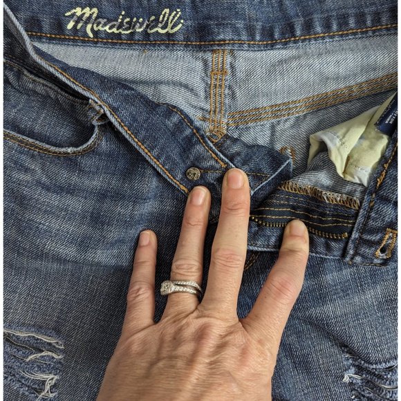Madewell Raw Hem Distressed Cutoff Denim Shorts 27 - Picture 4 of 8